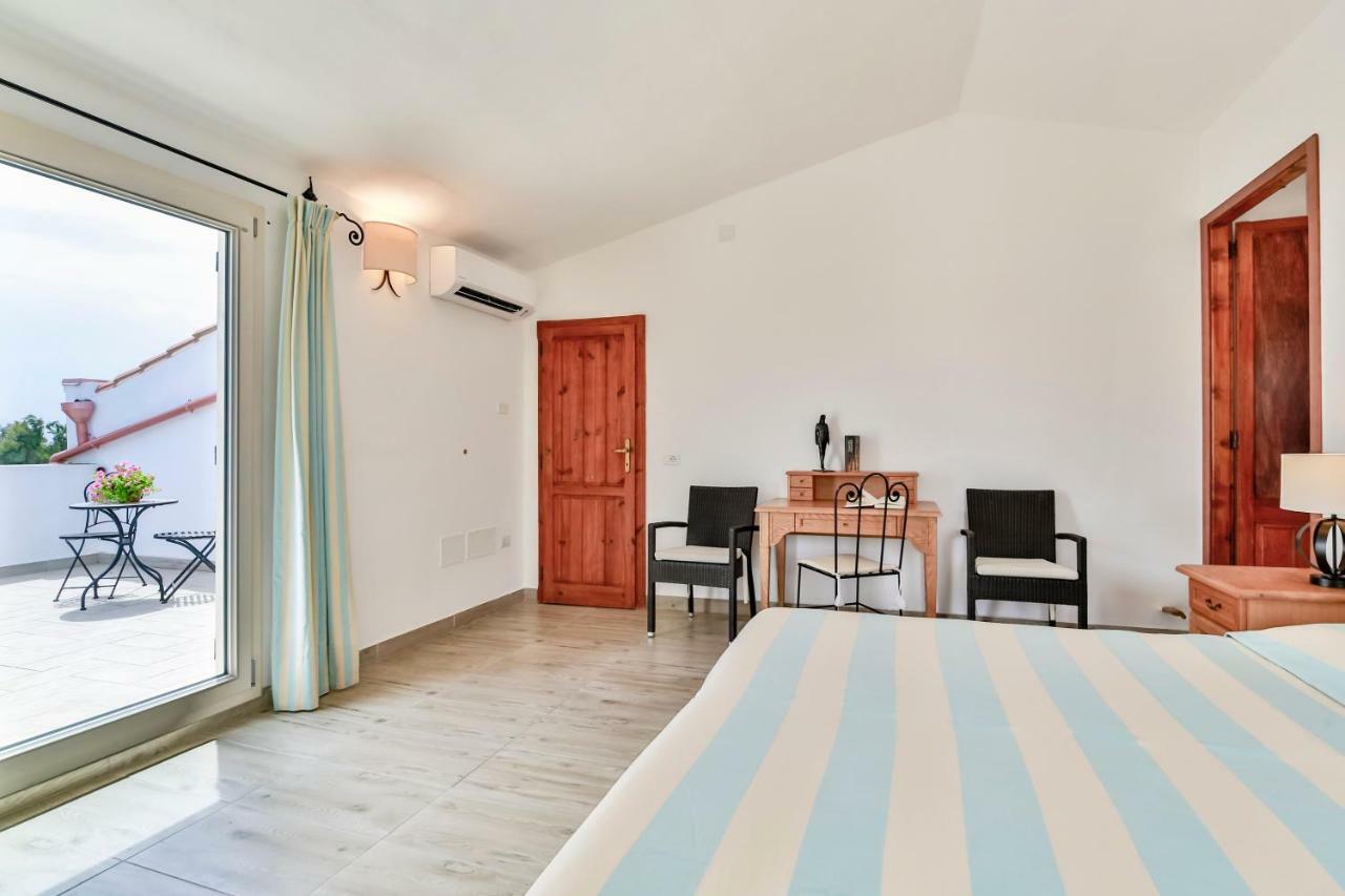 Villa Brigida Carloforte  Eksteriør billede