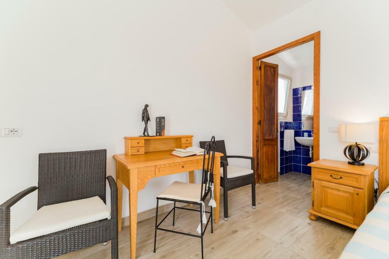 Villa Brigida Carloforte  Eksteriør billede
