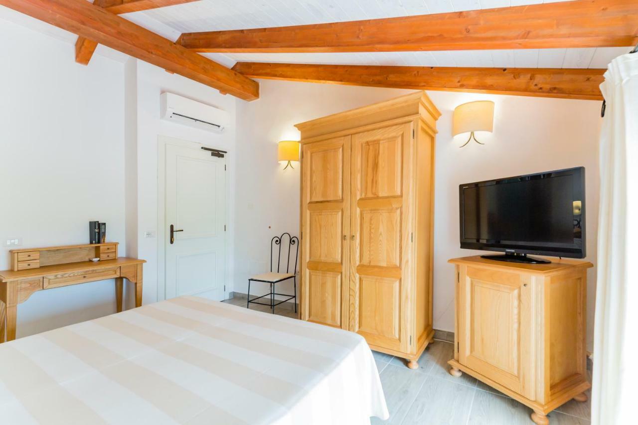 Villa Brigida Carloforte  Eksteriør billede