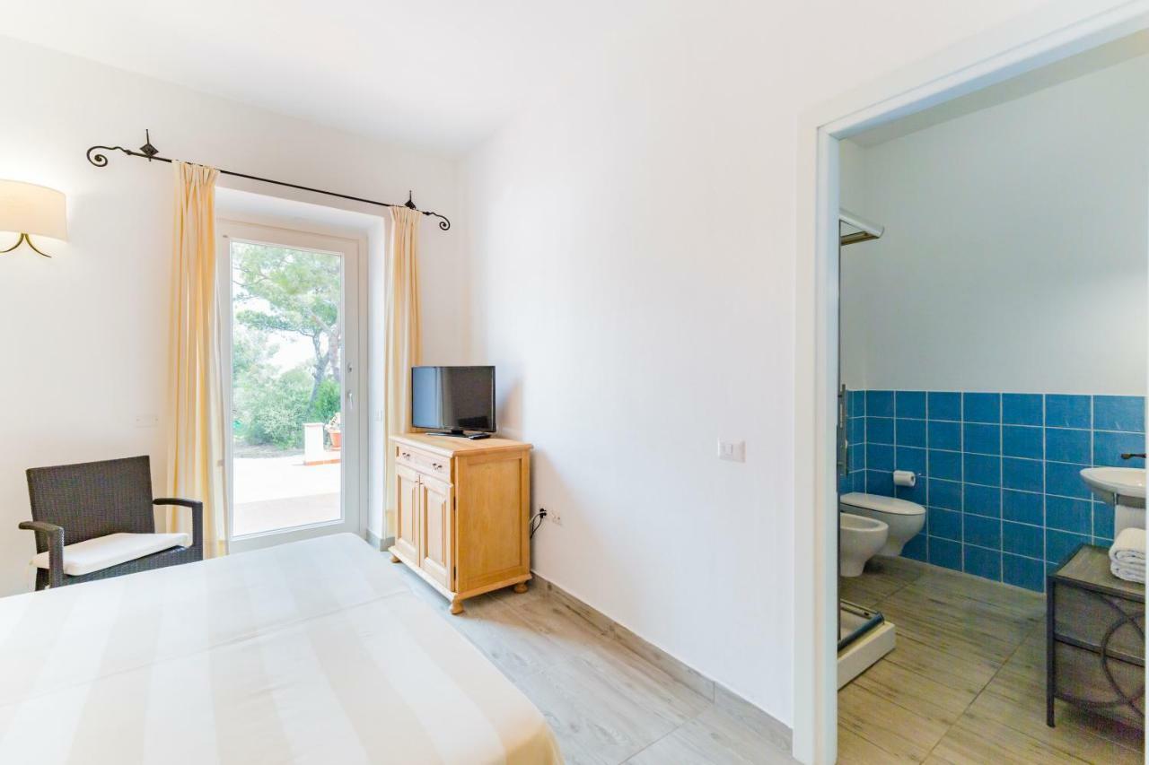 Villa Brigida Carloforte  Eksteriør billede